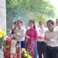 Dâng hương của đoàn đại biểu huyện Quan Hóa và đoàn đại biểu huyện Viêng Xay, tại Khu Di tích lịch sử Quốc gia Hang Co Phương, xã Phú Lệ.
